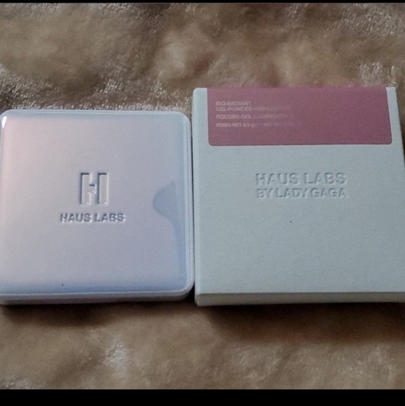 Haus Labs by Lady Gaga Bio-Radiant Gel Powder Highlighter ROSE QUARTZ. 1 LEFT - Picture 5 of 8